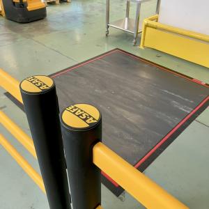 lateral protection for contamination control mat PEDESTRIAN_PROTECTION