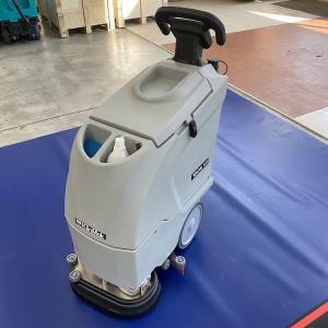 SCRUBBER_DRYER _TRION_X_2040