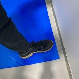 adhesion matters to the floor PEEL_OFF_MAT